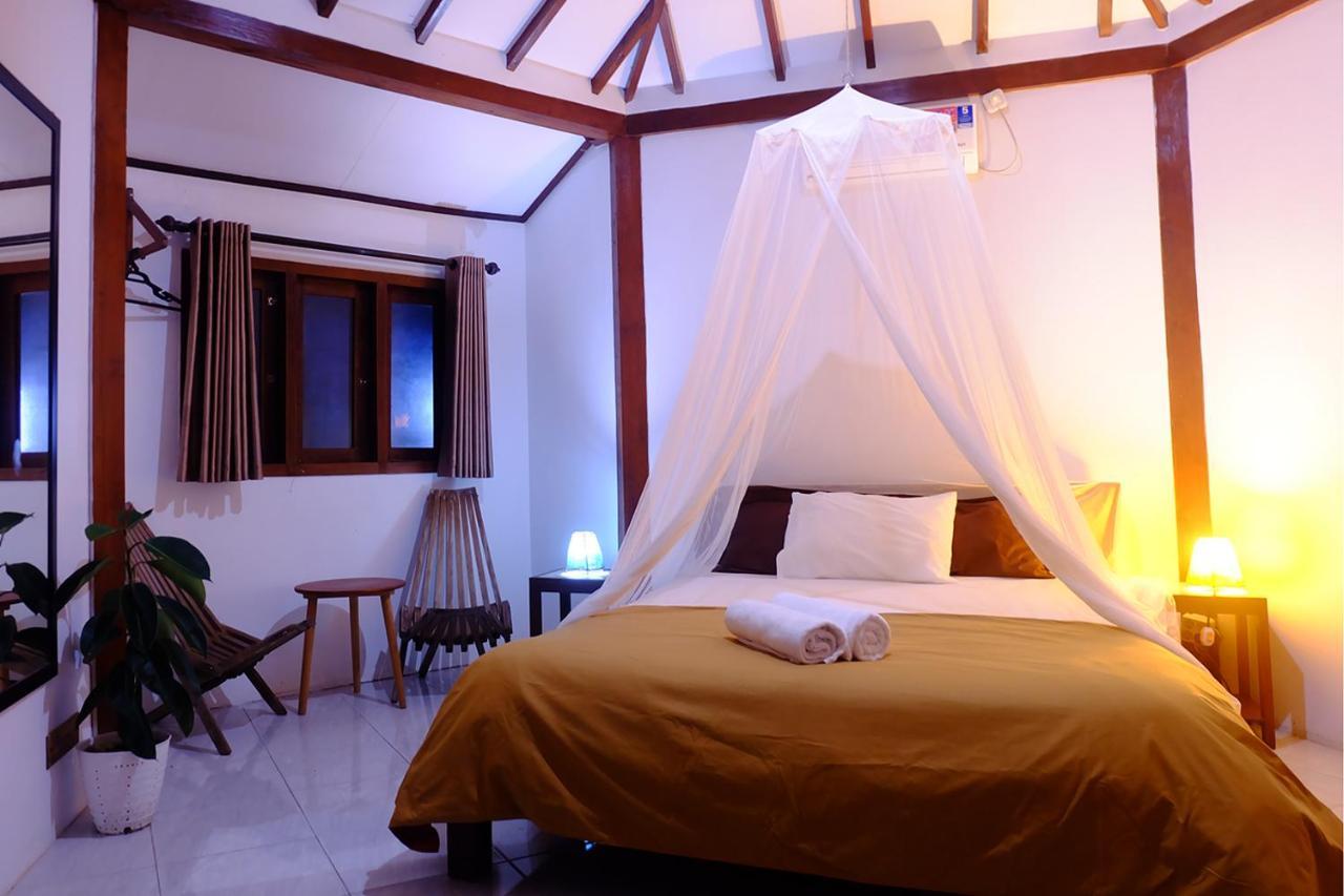 Ayu Hotel Karimunjawa Zewnętrze zdjęcie